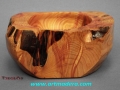 Cuenco decorativo de madera de enebro -juniperus thurifera- (la que porta incienso). Tornerodemadera. artmadera