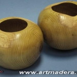 Formas globulares de madera de acacia